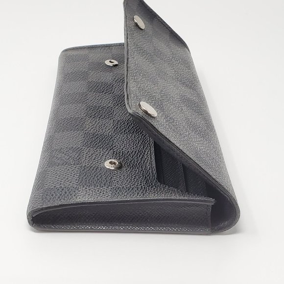 Auth Louis Vuitton Wallet - Picture 6 of 12